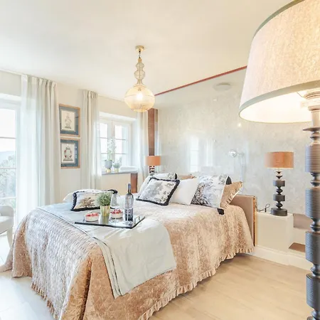 Asti: Where Luxury Meets Limitless View Villa Capannori