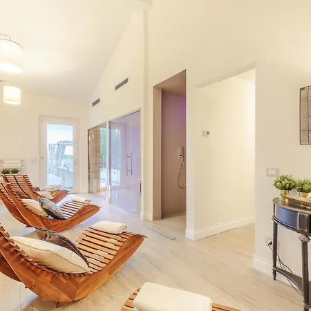 Asti: Where Luxury Meets Limitless View Villa *