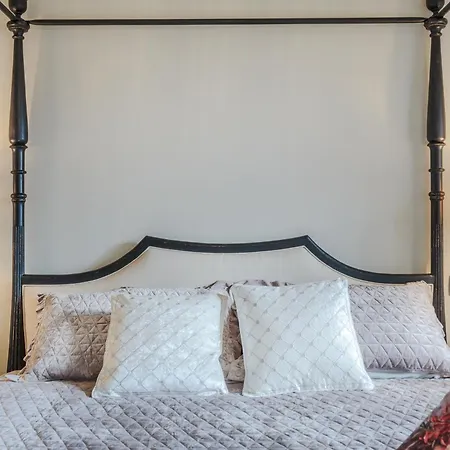 Villa Asti: Where Luxury Meets Limitless View Capannori