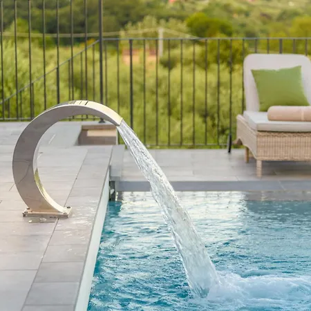 Asti: Where Luxury Meets Limitless View Villa Capannori