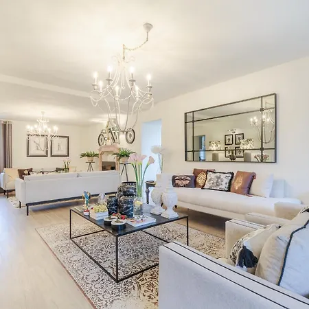 Villa Asti: Where Luxury Meets Limitless View
